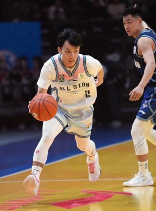 励志！落选球员获全明星MVP 不曾放弃的原因？洒泪现场：我的妈妈