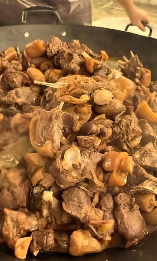 【实用】吃货们注意了，夏至吃狗肉荔枝真的不上火吗？营养专家这么说