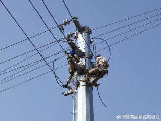 虽在拆迁需供电 （打一字）