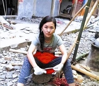 廖智的坚强人生：汶川地震中失去双腿和女儿，她却逆境重生