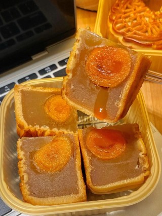 月饼要吃成什么样？