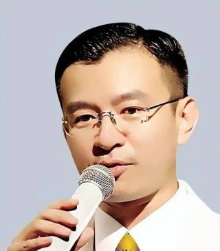 从成功学第一人到涉足数字货币交易所，陈安之的收割之路