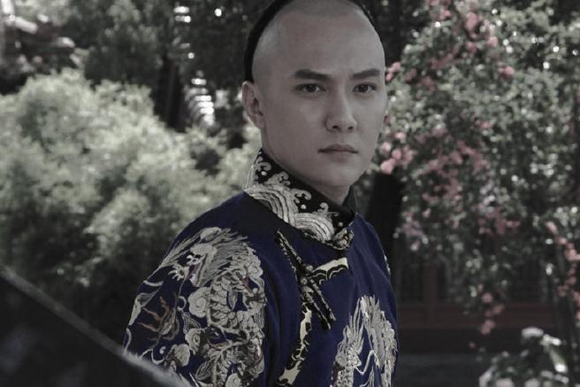冯绍峰：严父逼我长成“富一代”  第1张