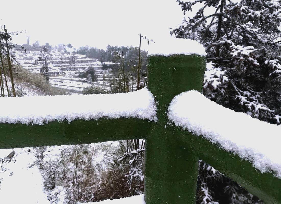 2018初雪  第1张