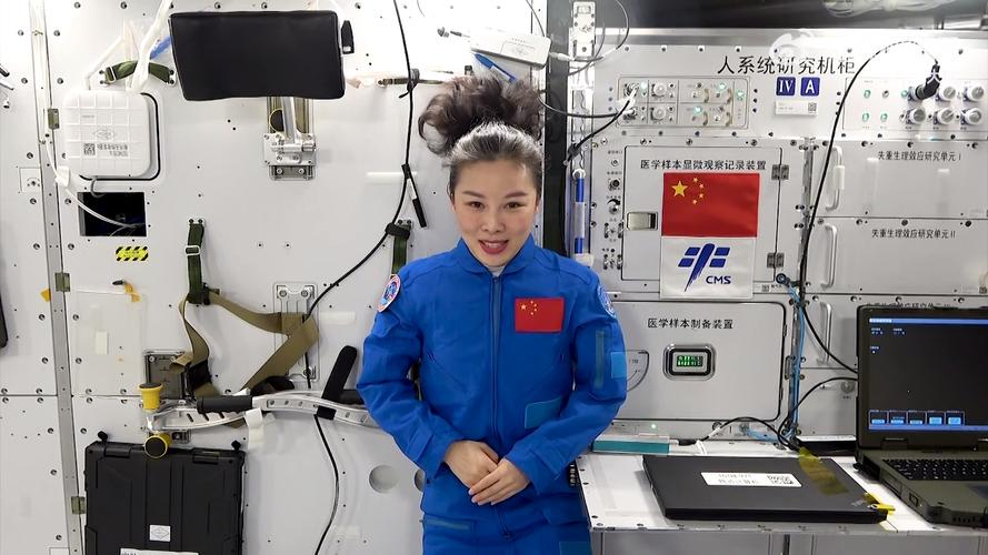 党代表通道丨王亚平：我的诗和远方一直在星辰大海的路上  第1张