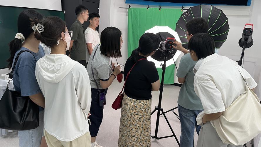 课堂+实操!这场摄影培训收获满满 第1张 课堂+实操!这场摄影培训收获满满 第1张