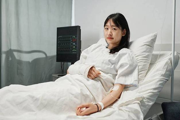 生病住院不要告诉别人,选择低调为好(原因有三) 第1张 生病住院不要告诉别人,选择低调为好(原因有三) 第1张