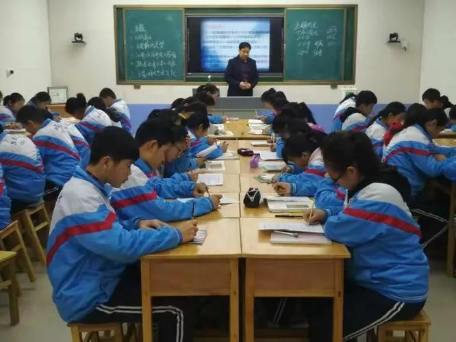 校长讲坛丨日照市宁波路学校闫伟章:恪尽职守 履职尽责 争做优秀校长 第1张 校长讲坛丨日照市宁波路学校闫伟章:恪尽职守 履职尽责 争做优秀校长 第1张