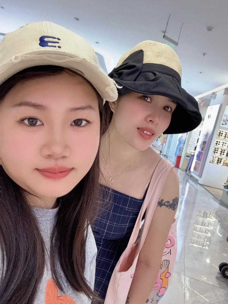 不知道从什么时候开始，陪你逛街是一件很幸福的事情  第1张