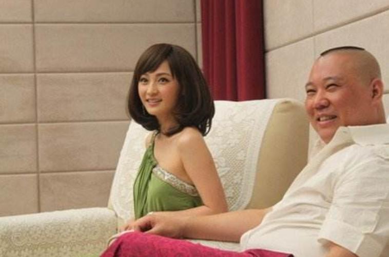 逛街时,她一推开我,原因令人捧腹大笑 第1张 逛街时,她一推开我,原因令人捧腹大笑 第1张