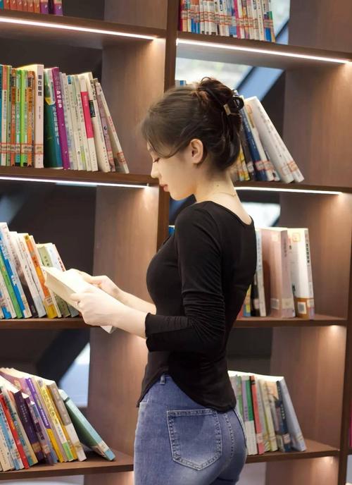 爱读书的女人最美丽 第1张 爱读书的女人最美丽 第1张