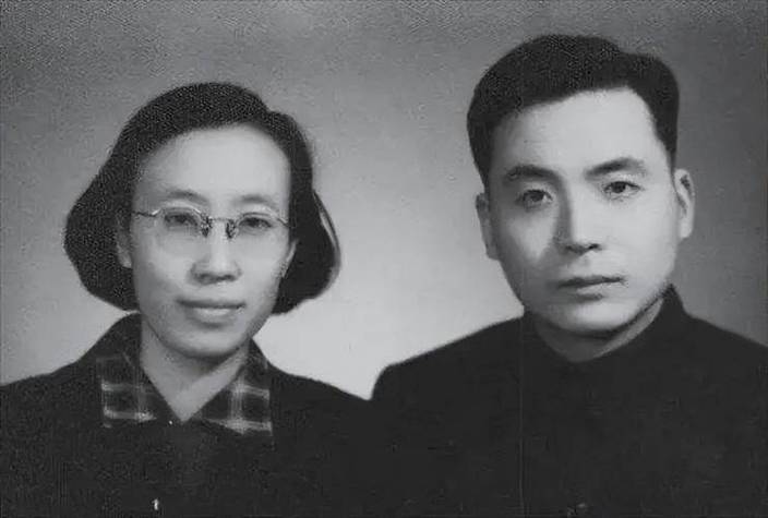 “两弹元勋”邓稼先:有一种爱,叫许鹿希的等待 第1张 “两弹元勋”邓稼先:有一种爱,叫许鹿希的等待 第1张