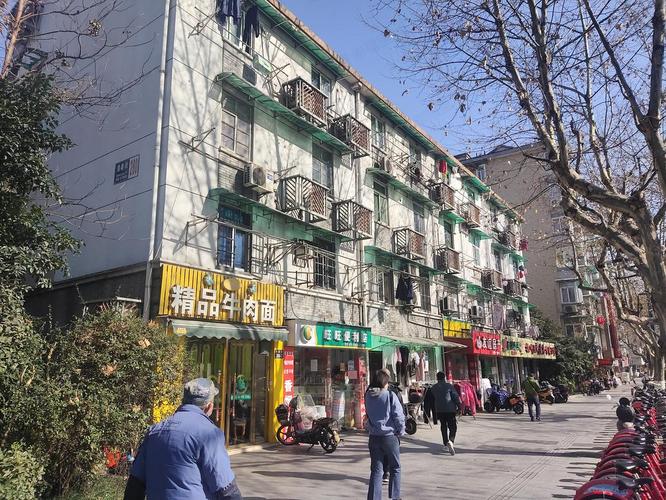 杭州观音堂小区公交车站附近有没有菜市场(杭州清泰小区距离地铁口) 第1张 杭州观音堂小区公交车站附近有没有菜市场(杭州清泰小区距离地铁口) 第1张