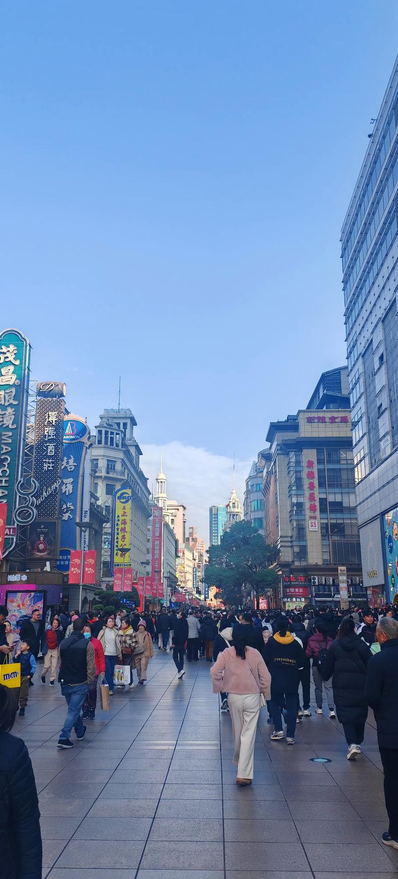 上海南京路步行街地铁坐到哪一站(到南京东路坐几号地铁) 第1张 上海南京路步行街地铁坐到哪一站(到南京东路坐几号地铁) 第1张
