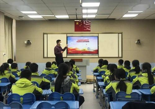 【实事百件惠民生】开发区开展“崇德尚法好少年”主题教育活动  第1张