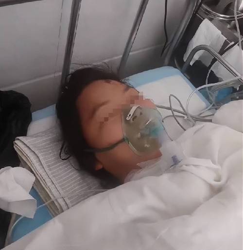 小说：美女车祸重伤，小伙舍命成功抢救她，她不屑：想巴结老娘？  第1张